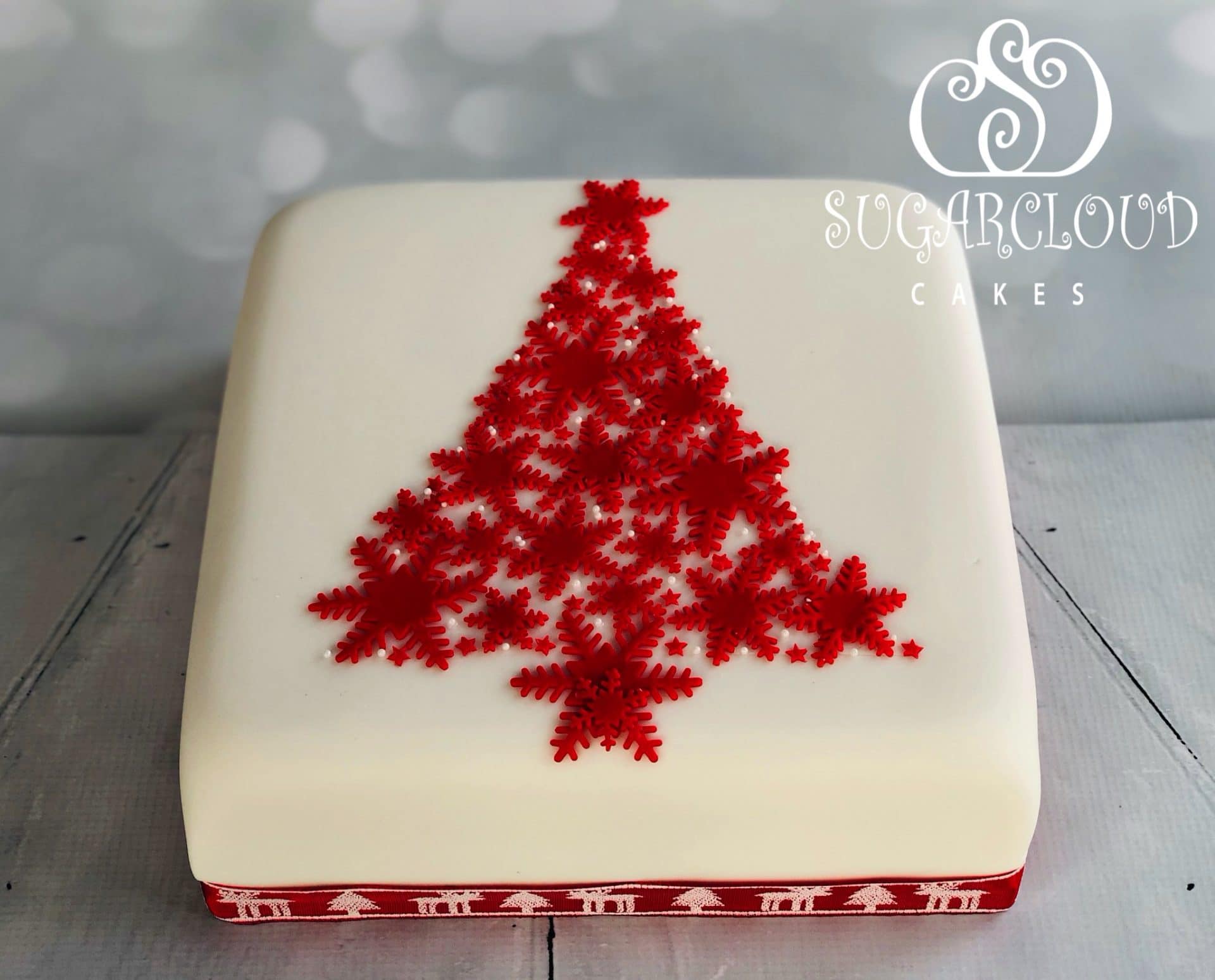 Red Christmas Cake