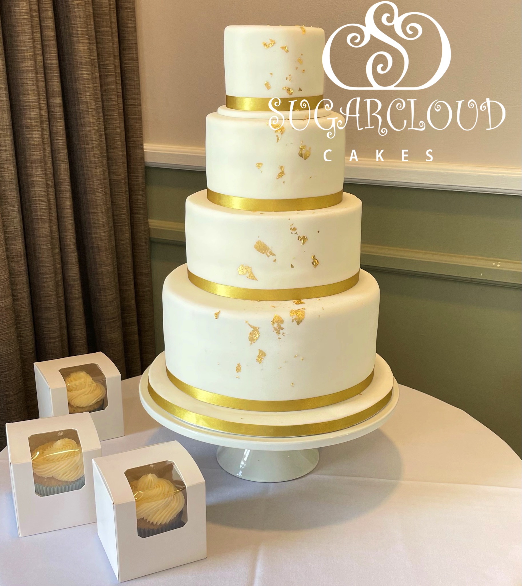 A White, Gold and Navy Themed Wedding Cake, The Claret Jug at Wychwood Park